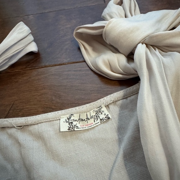 Free People Cream bodysuit - Picture 2 of 4